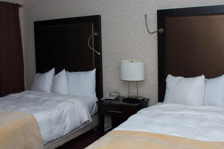 Room 11 of 22