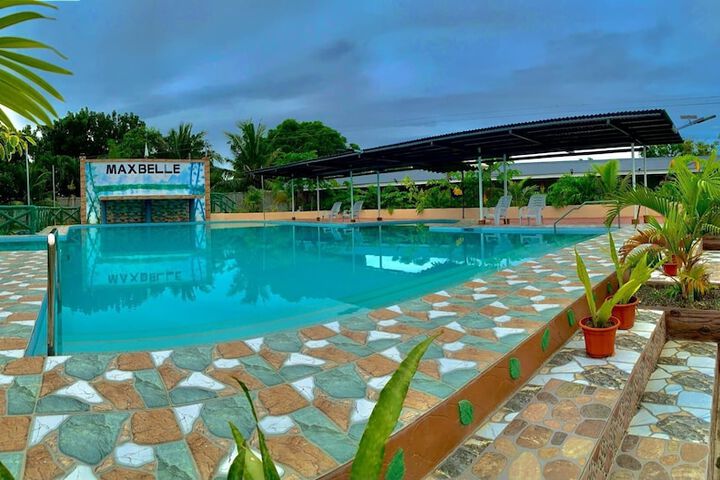 Pool 28 of 50
