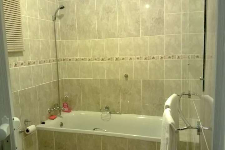Room 3 of 4