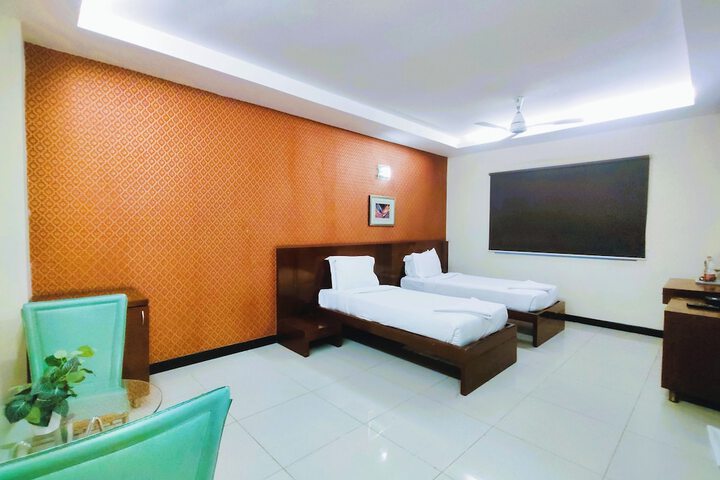 Room 42 of 55