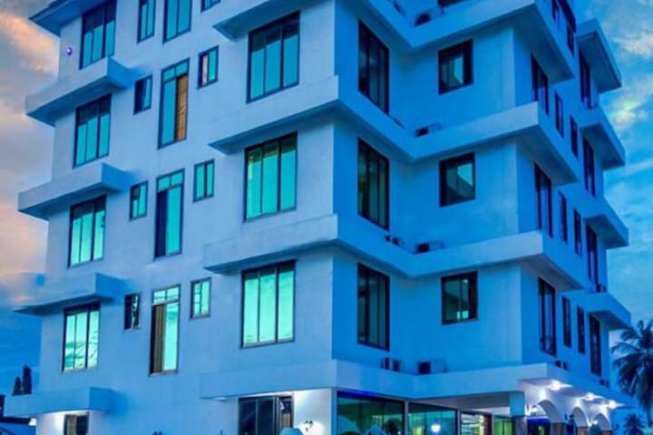 Denfrance Hotel