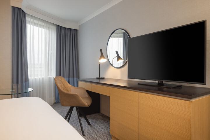 Room 30 of 118