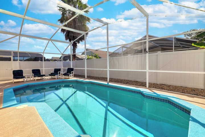 Pool 15 of 22