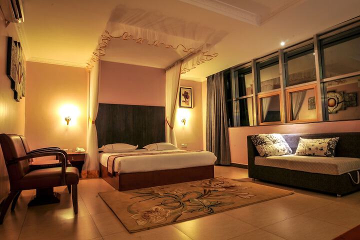 Room 11 of 75