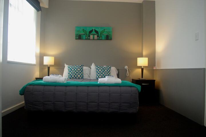 Room 7 of 48