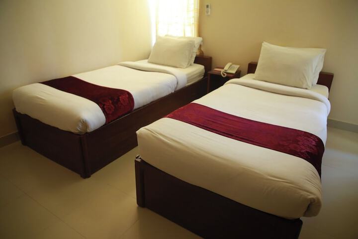 Room 3 of 7