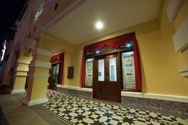Hotel 31 of 34