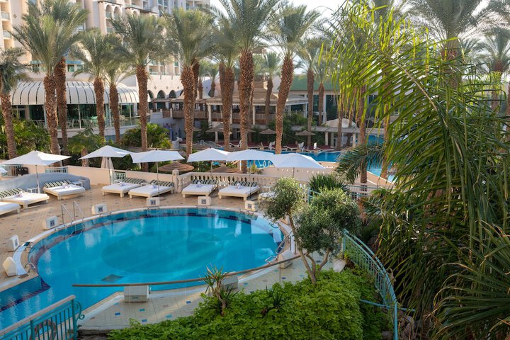 Pool Hotel