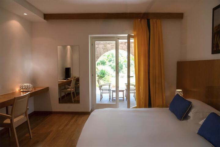 Room 6 of 59