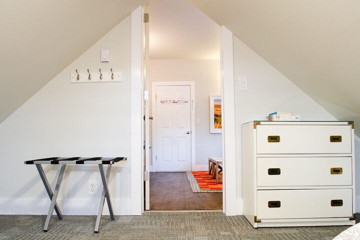 Room 482 of 671