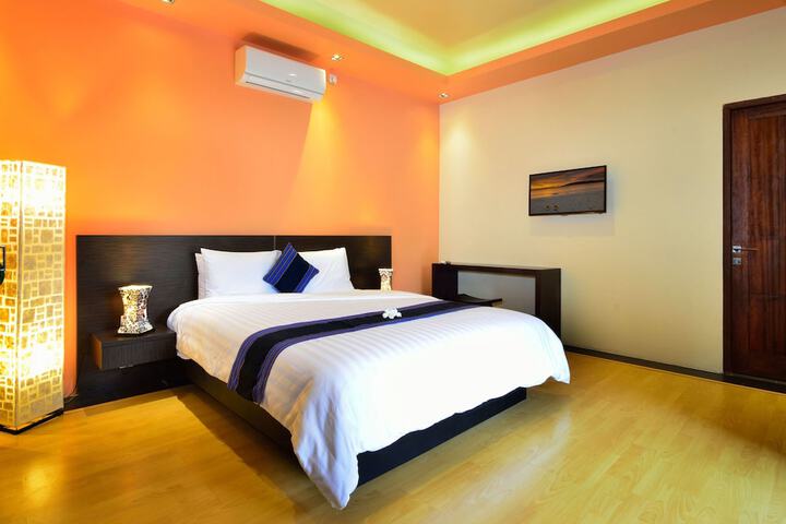Room 10 of 75