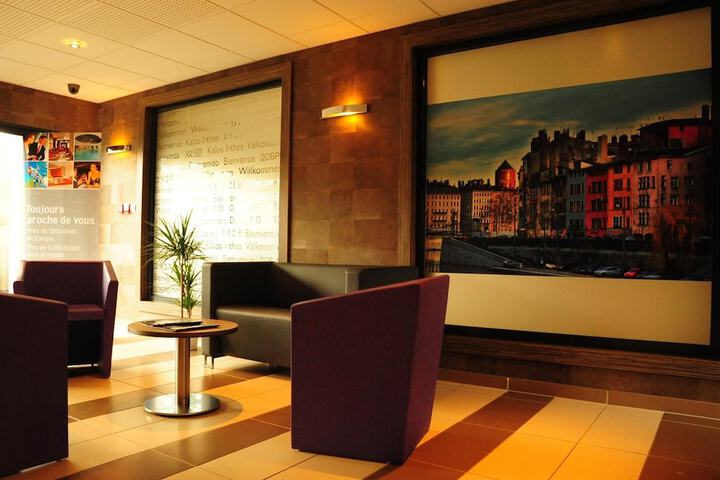 Lobby Entry
