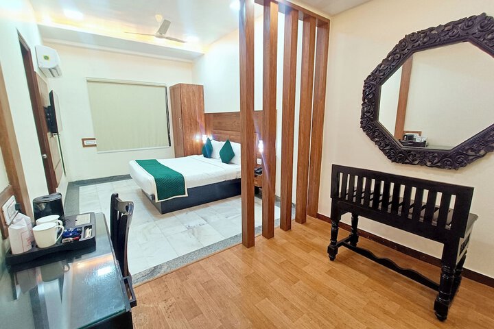 Room 9 of 71