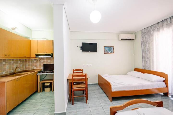 Room 18 of 65