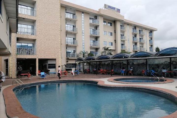 Pool 27 of 60