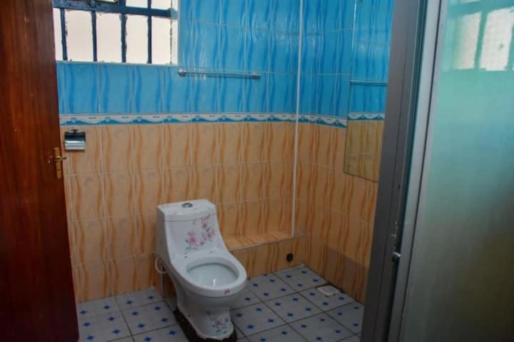 Room 14 of 25