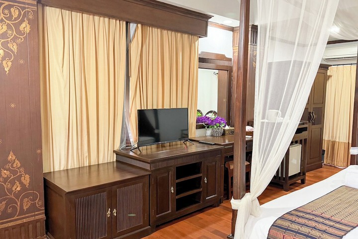 Room 11 of 55