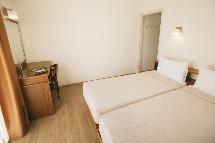 Room 21 of 55