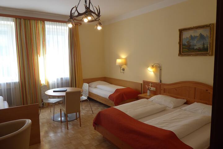 Room 7 of 56