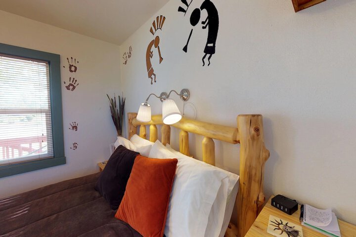 Room 5 of 30