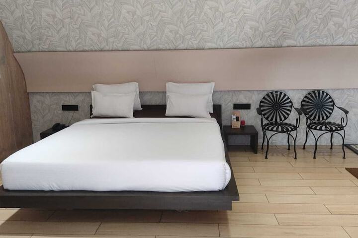 Room 20 of 72