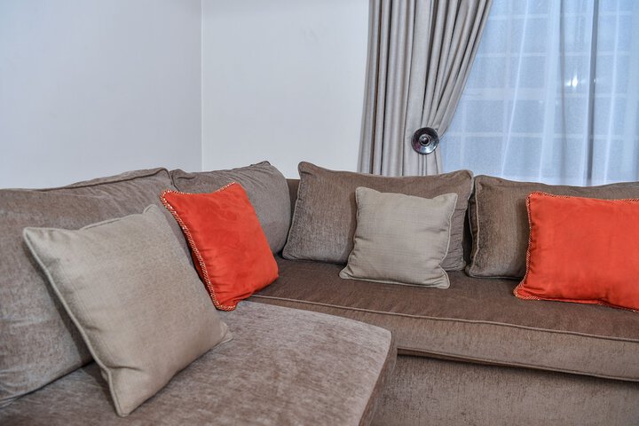 Room 14 of 39