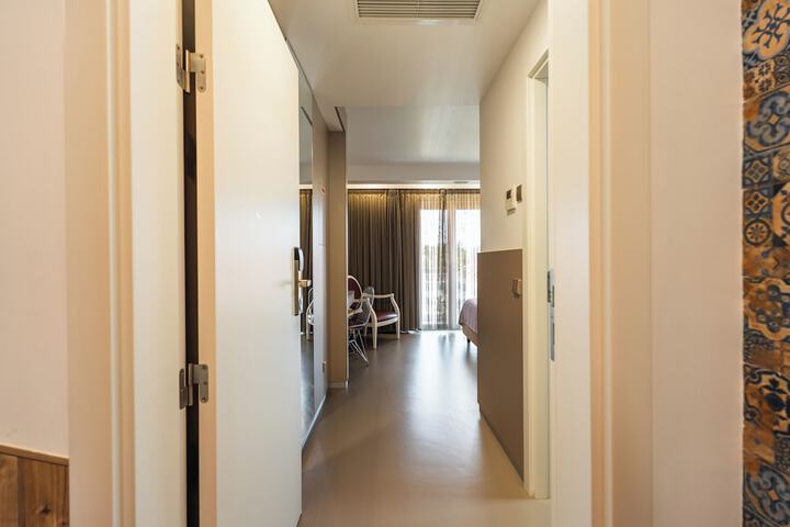 Room 31 of 82