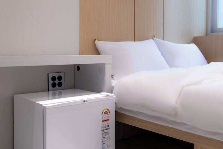 Room 44 of 84