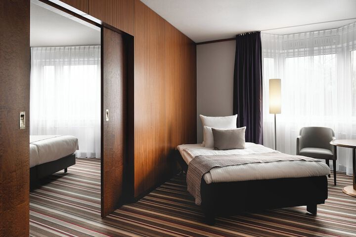 Room 30 of 78