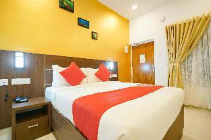 Room 5 of 20