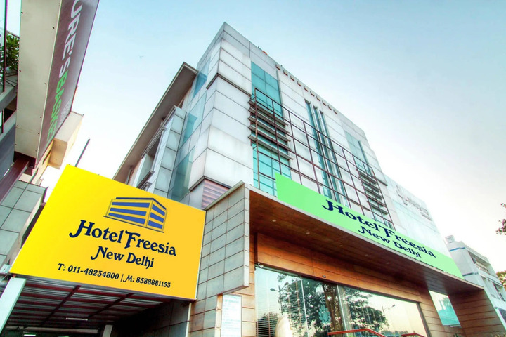 HOTEL FREESIA