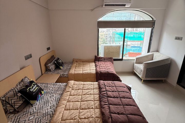 Room 3 of 11