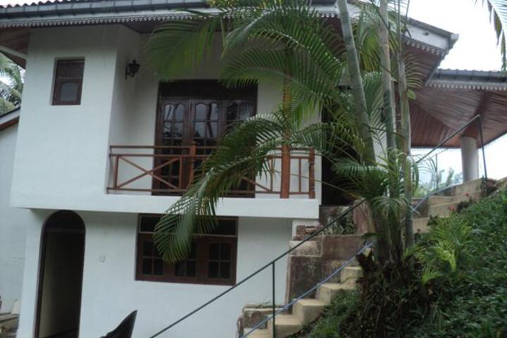 Shady Grove Tourist Bungalow