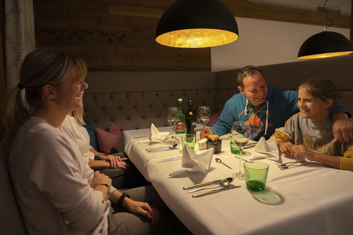 Dining 123 of 149