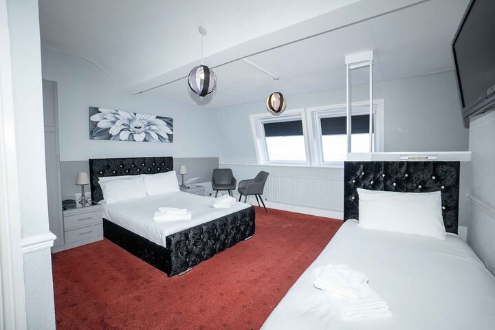 Room 19 of 74