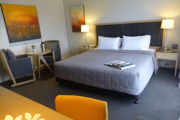 Room 42 of 87