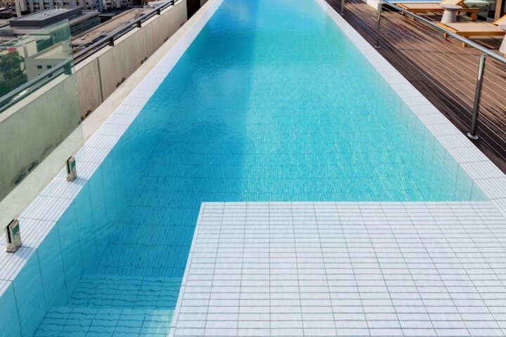 Pool 51 of 63