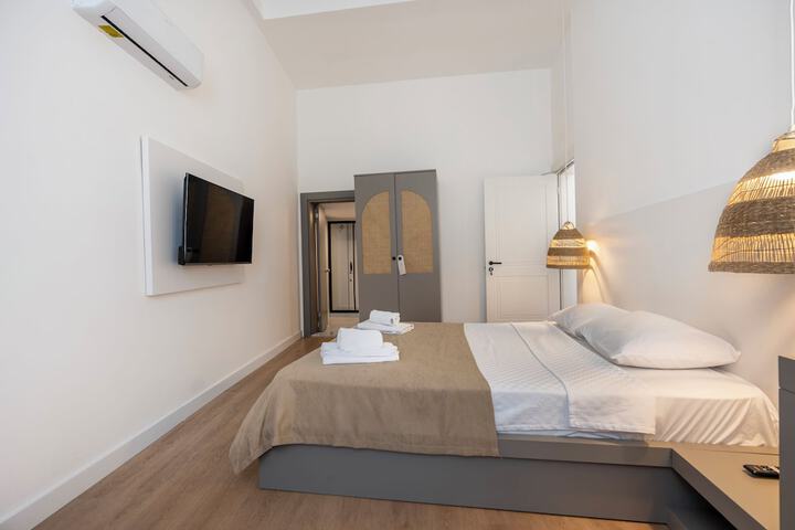 Room 14 of 130