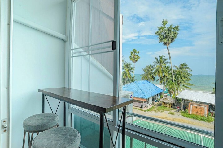Terrace/Patio 206 of 211