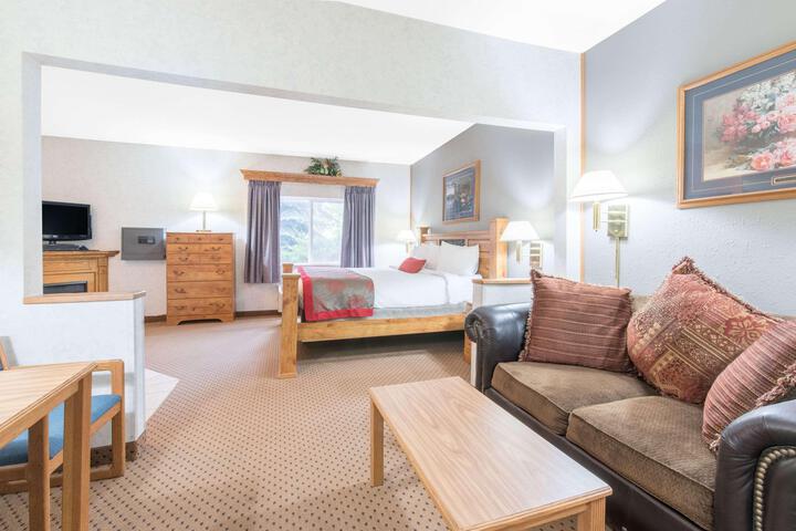 Room 14 of 22