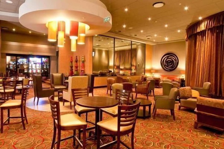 Dining Photos