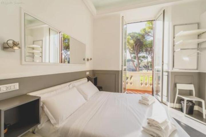 Room 3 of 4