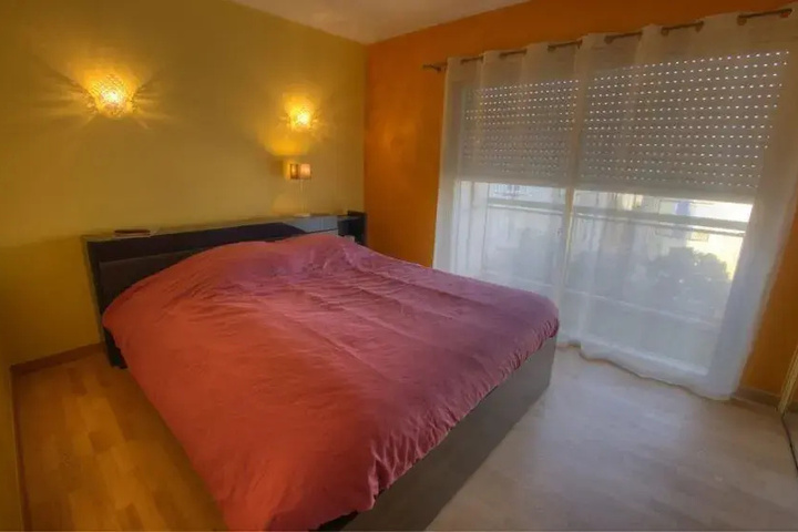 Room 3 of 11