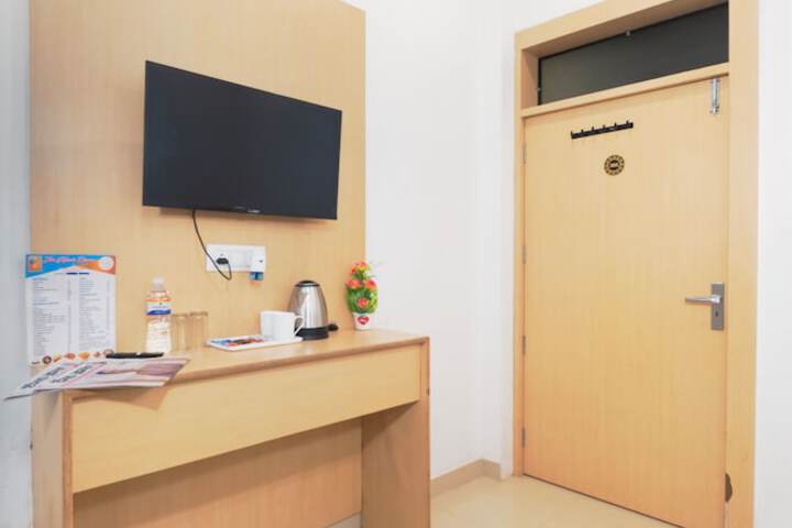 Room 14 of 30