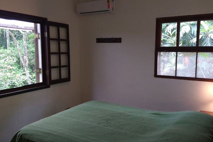 Room 2 of 42