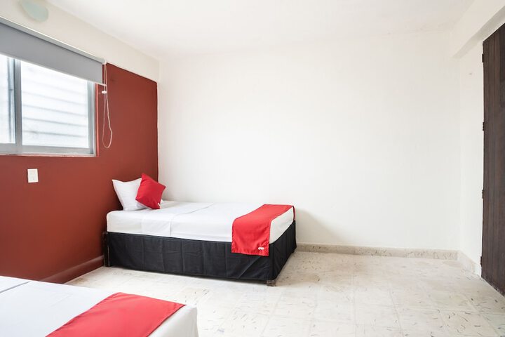 Room 6 of 34