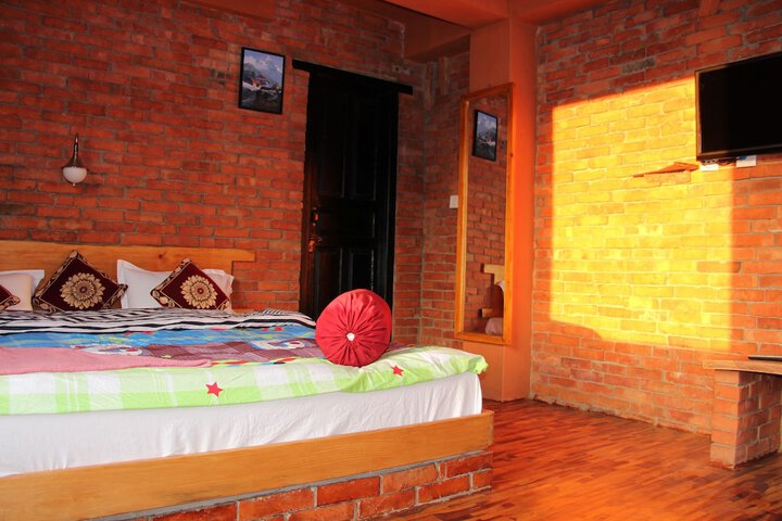 Room 4 of 45