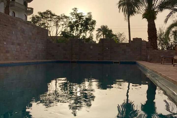 Pool 92 of 218