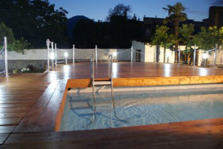 Pool 16 of 31