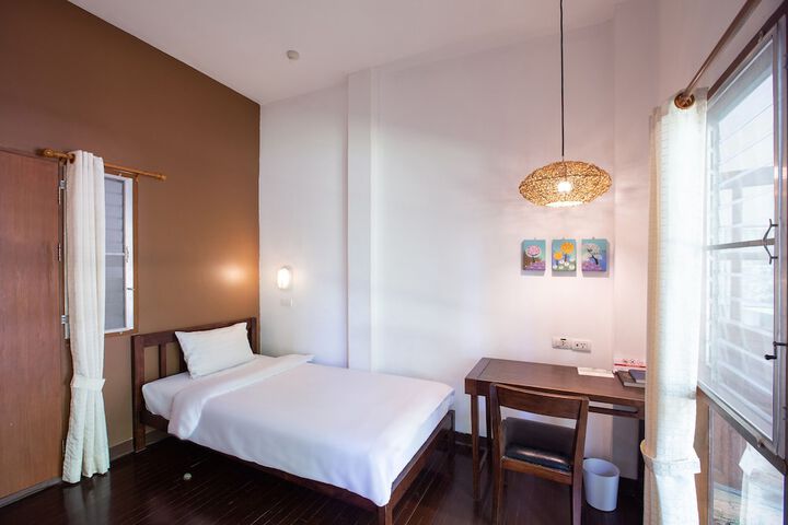 Room 18 of 89